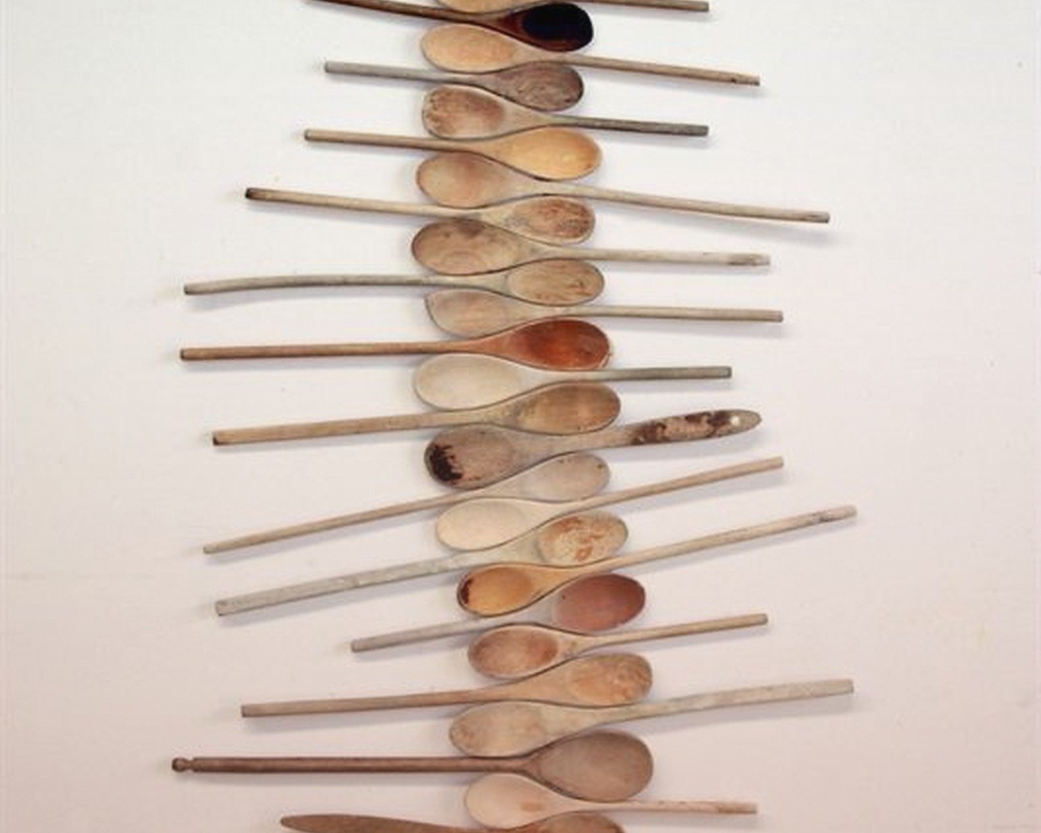 DIY Kitchen Wall Art: Handmade Cooking Space Projects