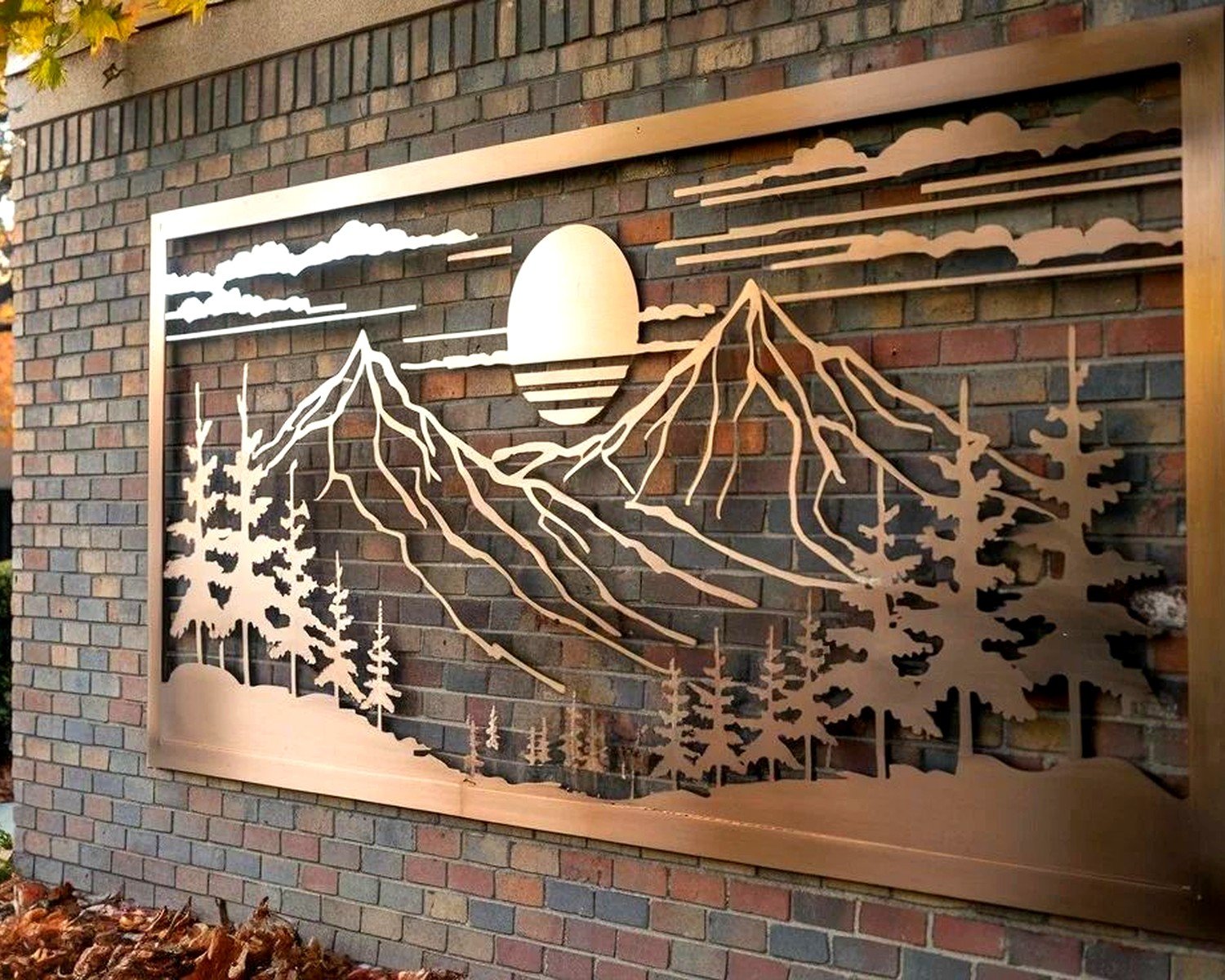 Large Metal Wall Art: Oversized Sculpture Statement Pieces