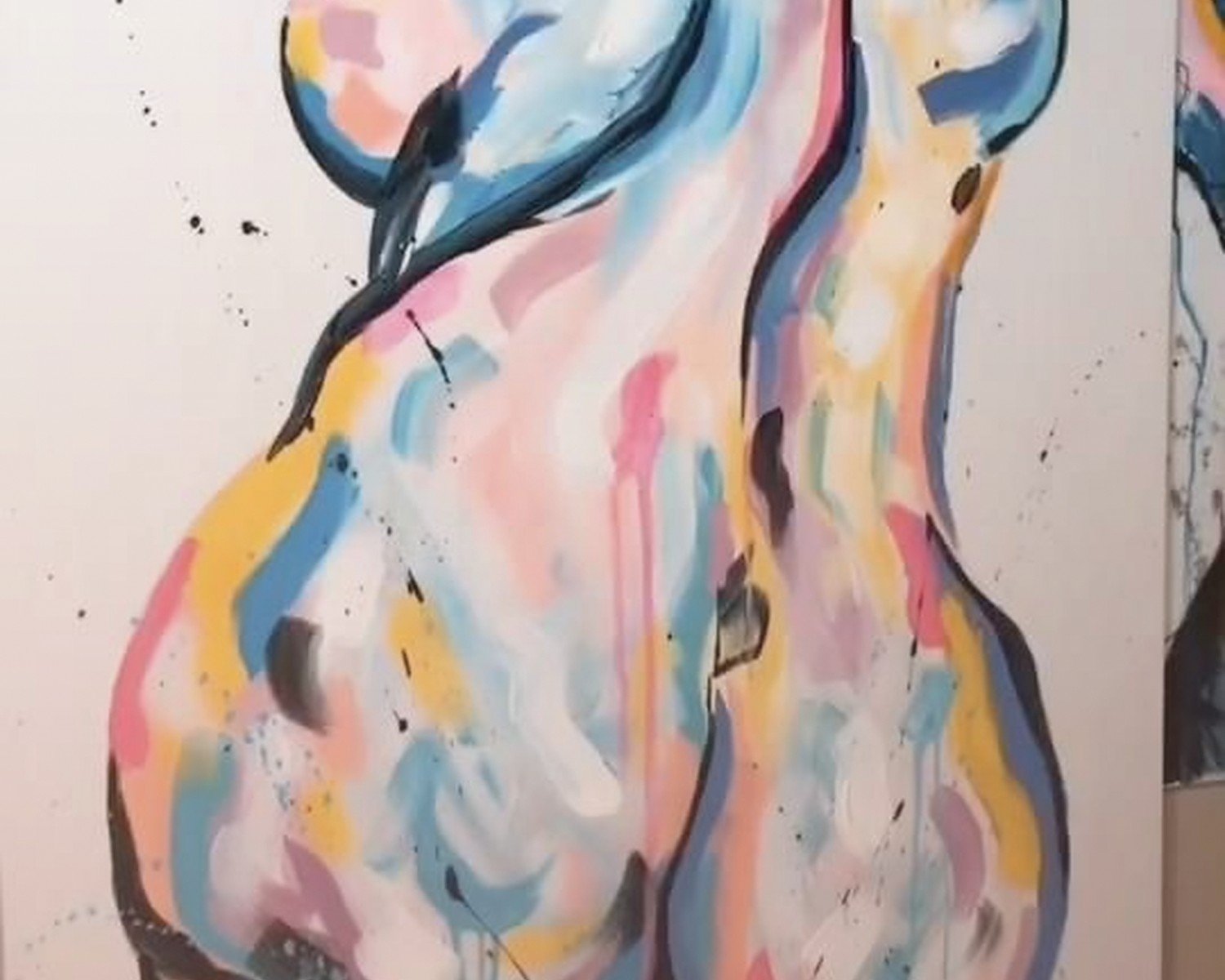 Female Body Wall Art: Feminine Figure Line Art