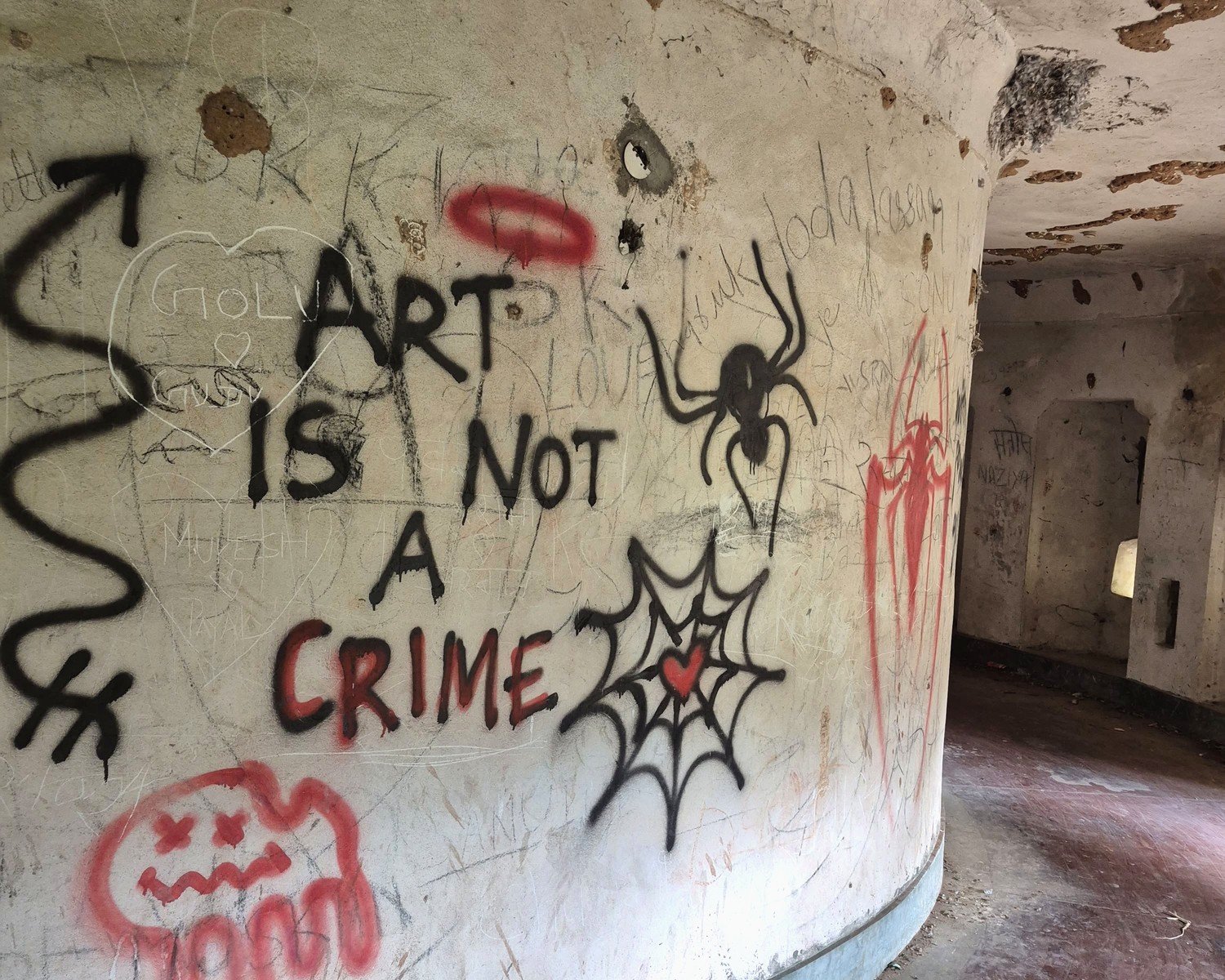 Graffiti Wall Art: Urban Street Spray Paint Designs