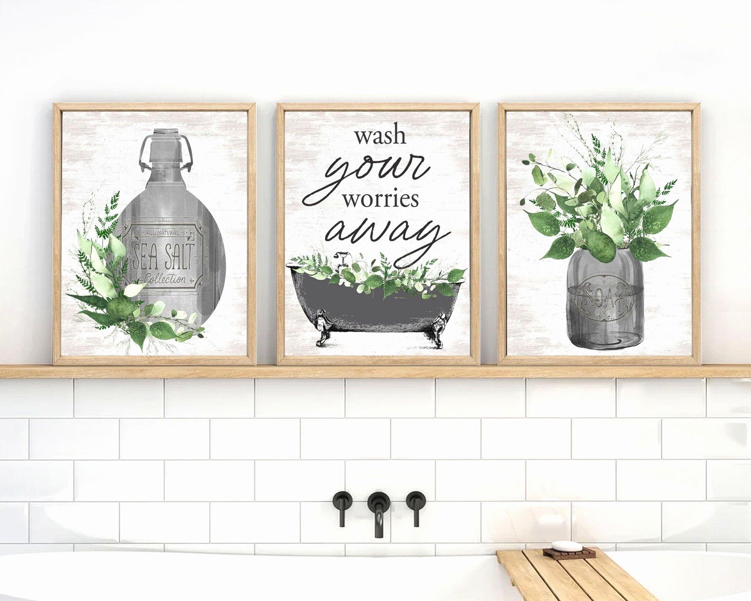 Black Bathroom Wall Art: Dark Bold Bath Space Decor