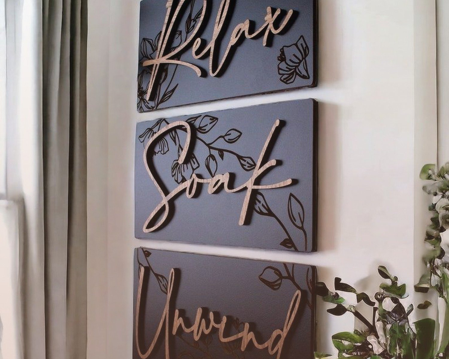 Glam Bathroom Wall Art: Glamorous Luxe Bath Decor